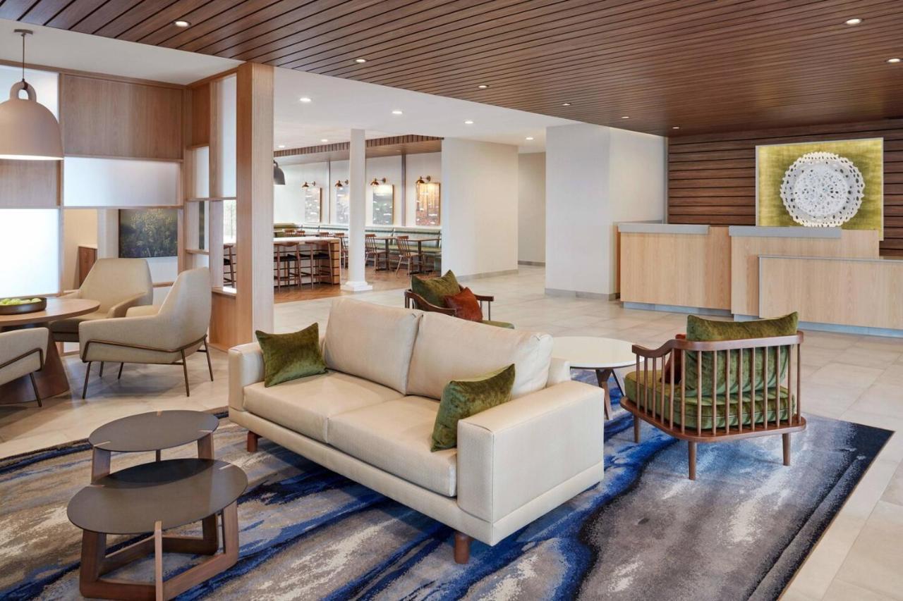 Fairfield Inn & Suites By Marriott Лоди Экстерьер фото